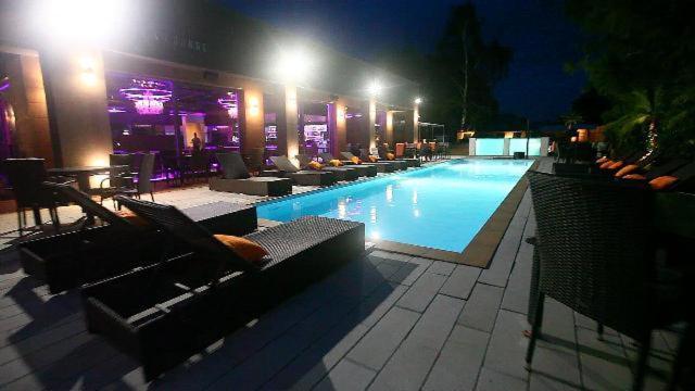 Player'S Pool&Rooms Vonyarcvashegy Extérieur photo